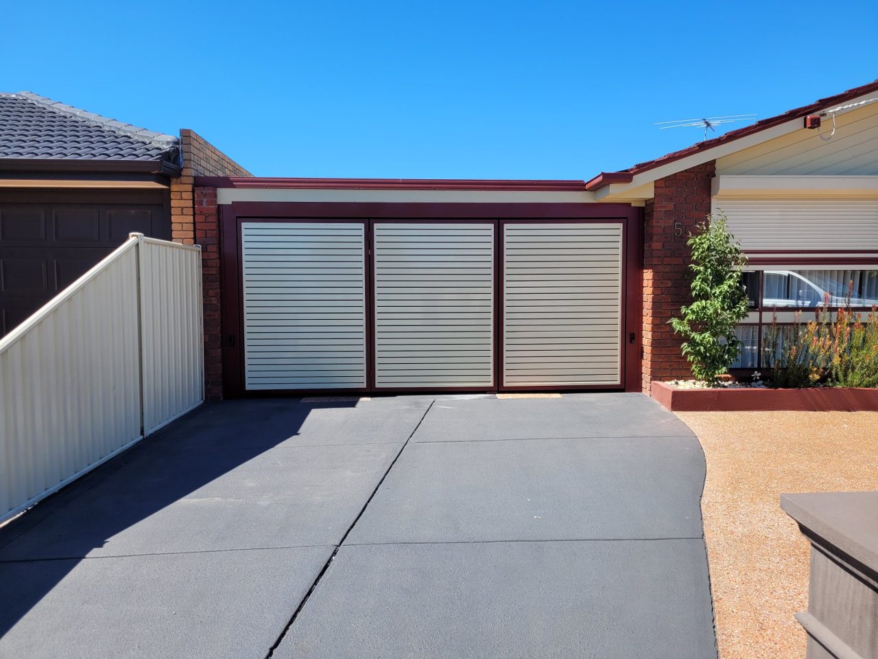 Residential BiFold Garage Doors Melbourne BiFold Gates Security